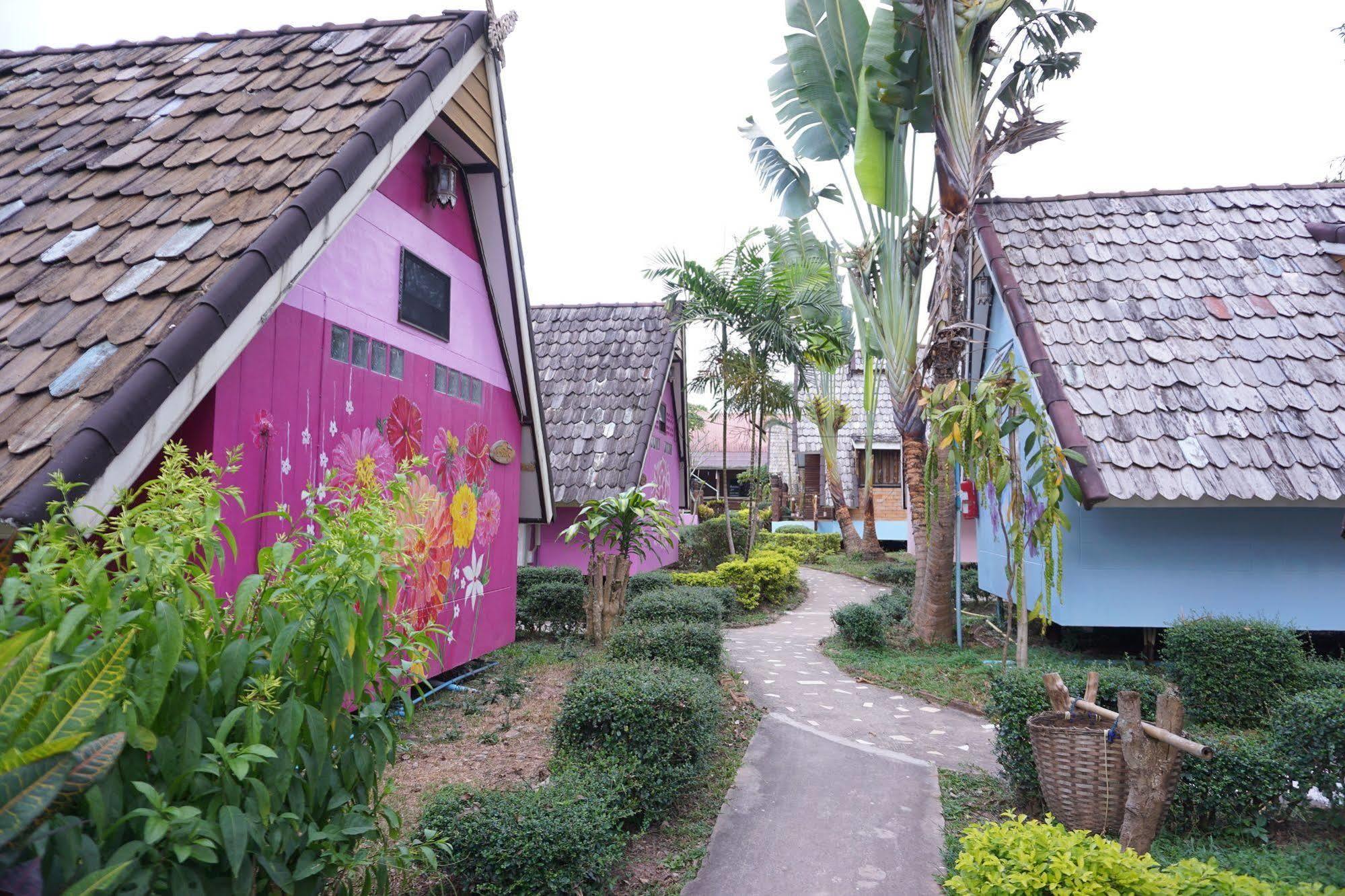 Phurua Bussaba Resort&Spa Loei Bagian luar foto